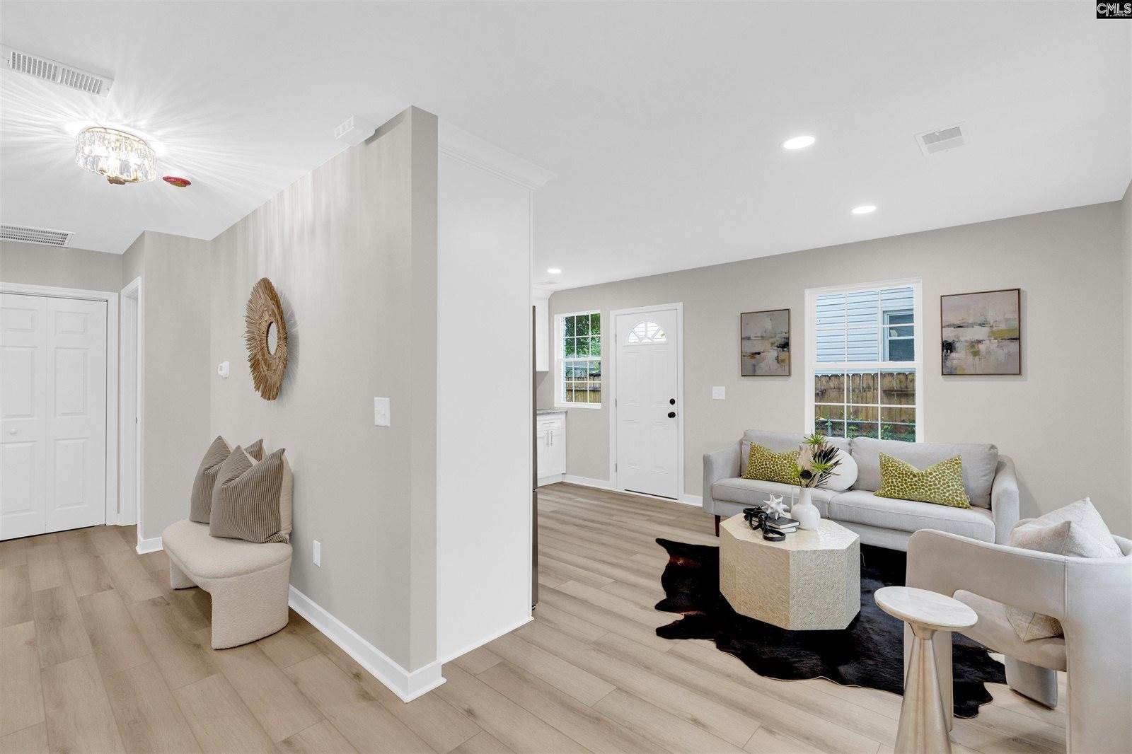1037 Naples, Cayce, SC 29033