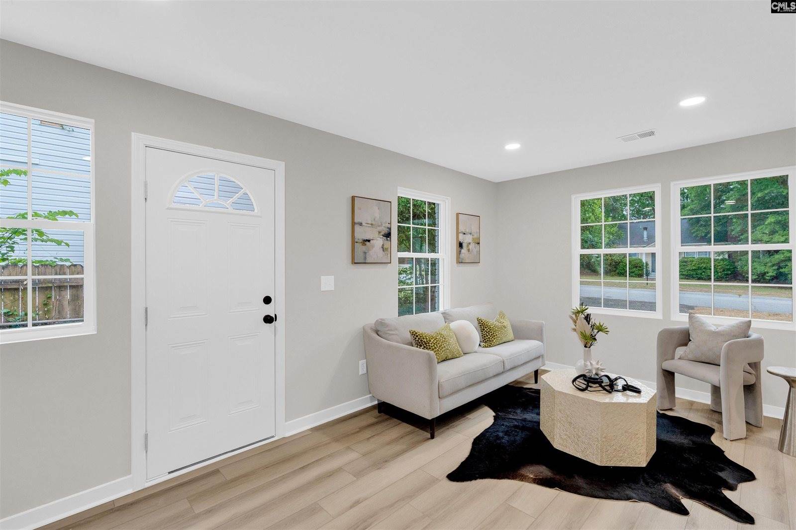1037 Naples, Cayce, SC 29033