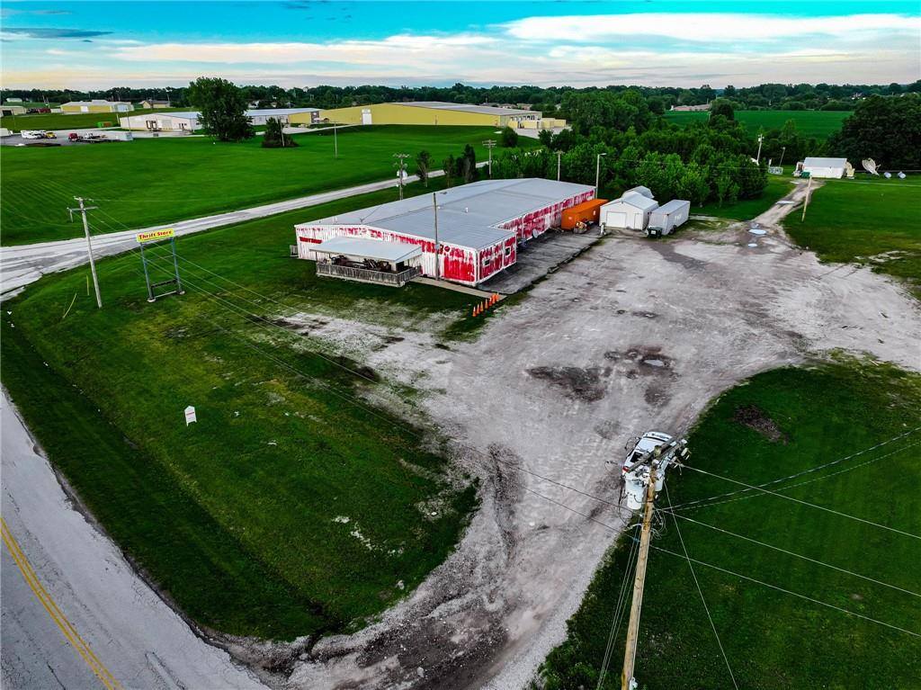 901 South Outer Road, Butler, MO 64730