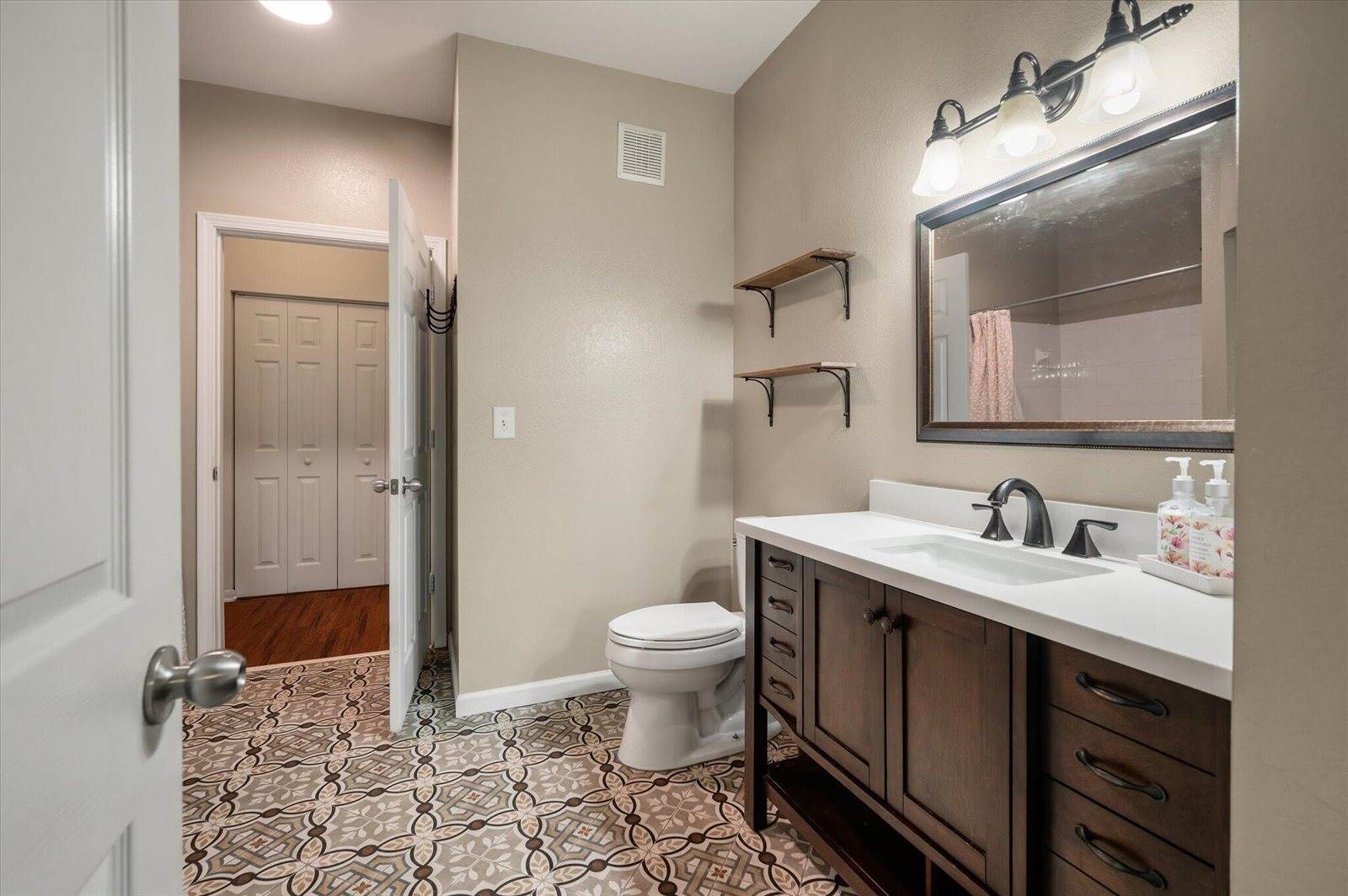 60 Fenwick Hall Alley, Johns Island, SC 29455