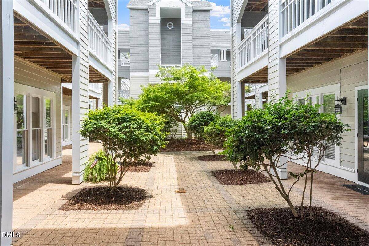 1000 Brighthurst Drive, Raleigh, NC 27605