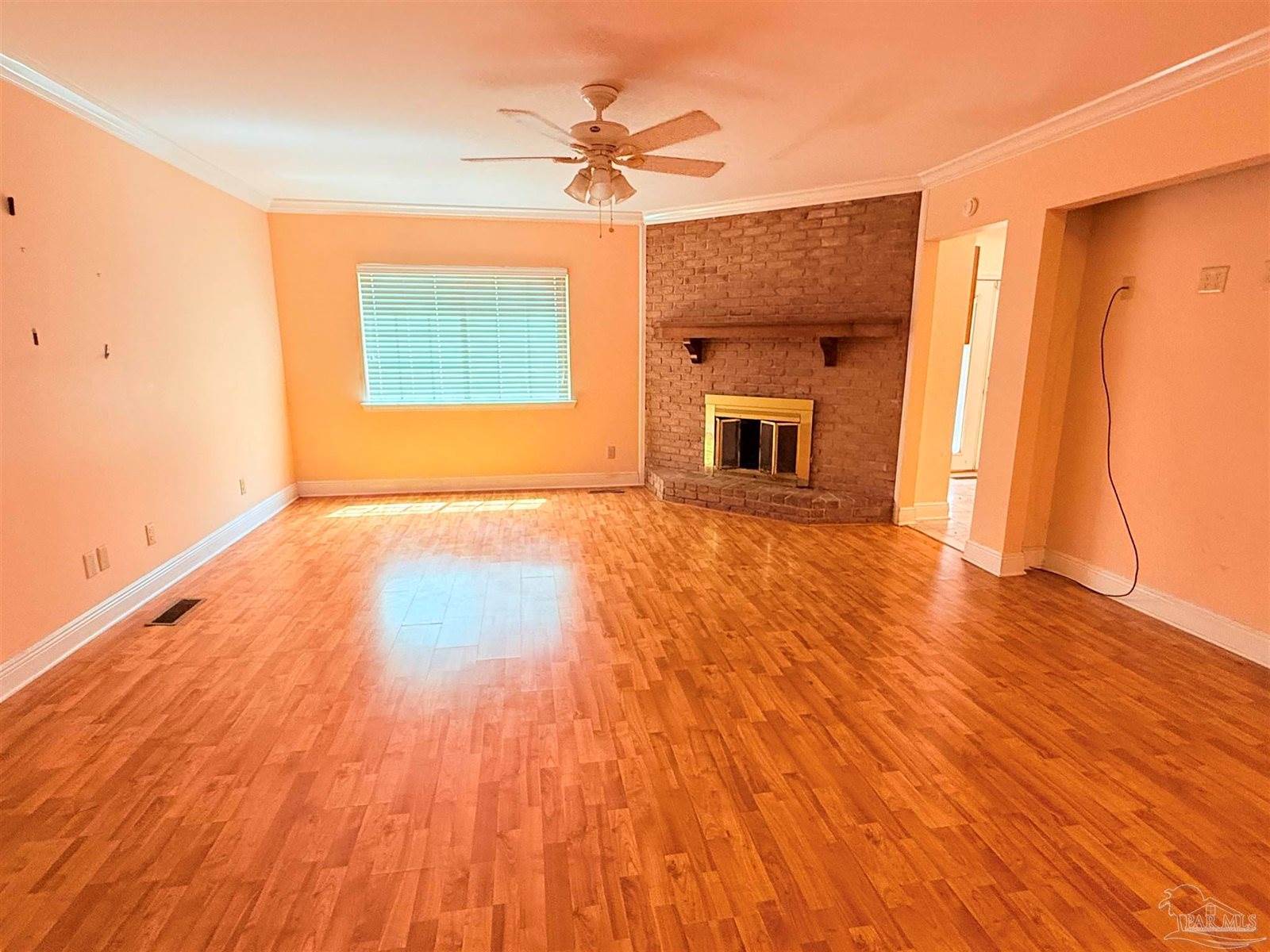 688 Overlook Dr, Monroeville, AL 36460