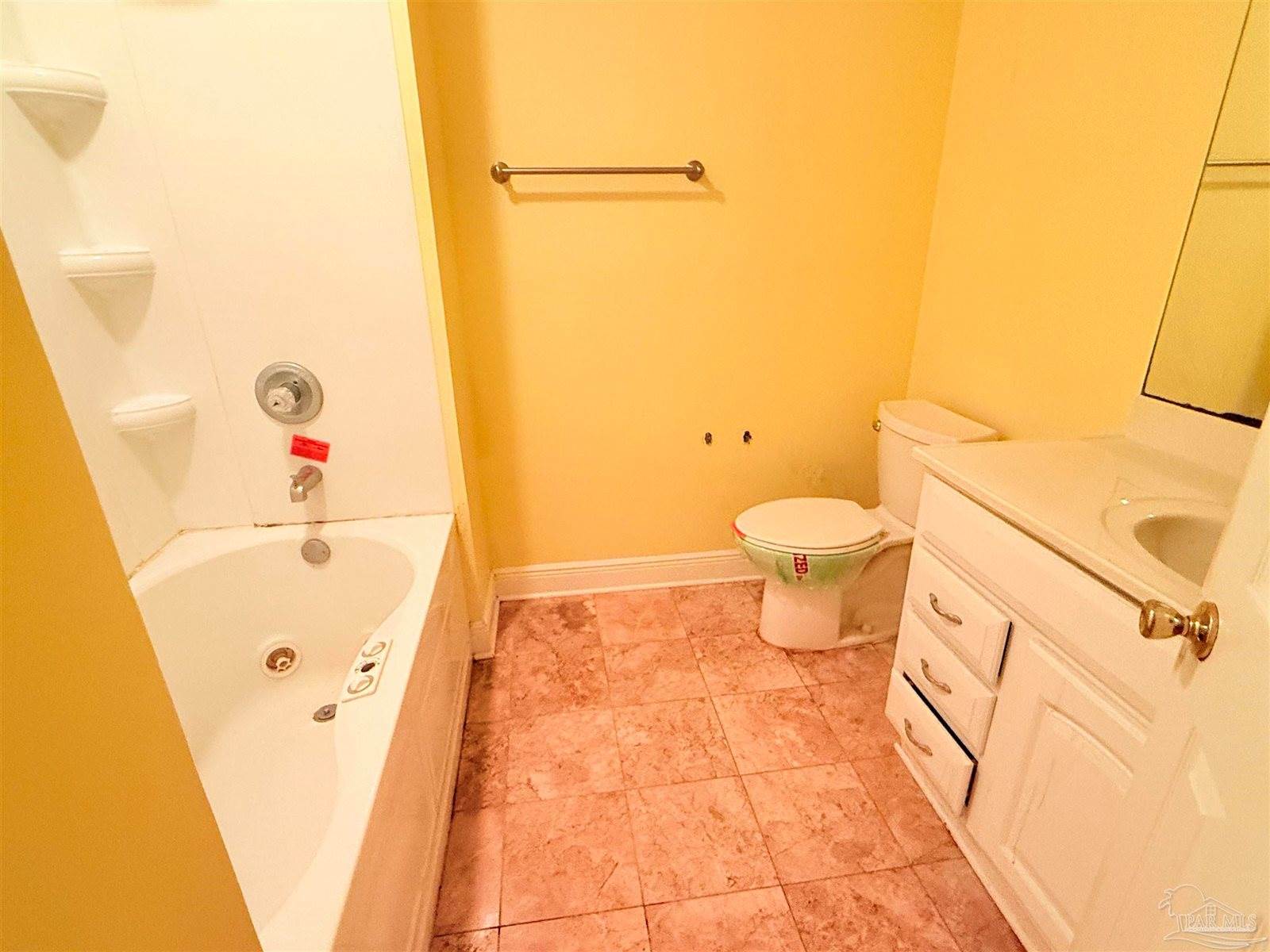 688 Overlook Dr, Monroeville, AL 36460
