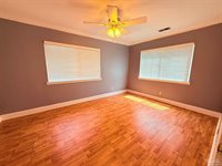 688 Overlook Dr, Monroeville, AL 36460