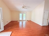 688 Overlook Dr, Monroeville, AL 36460