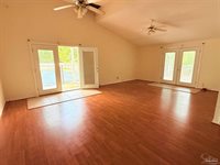 688 Overlook Dr, Monroeville, AL 36460