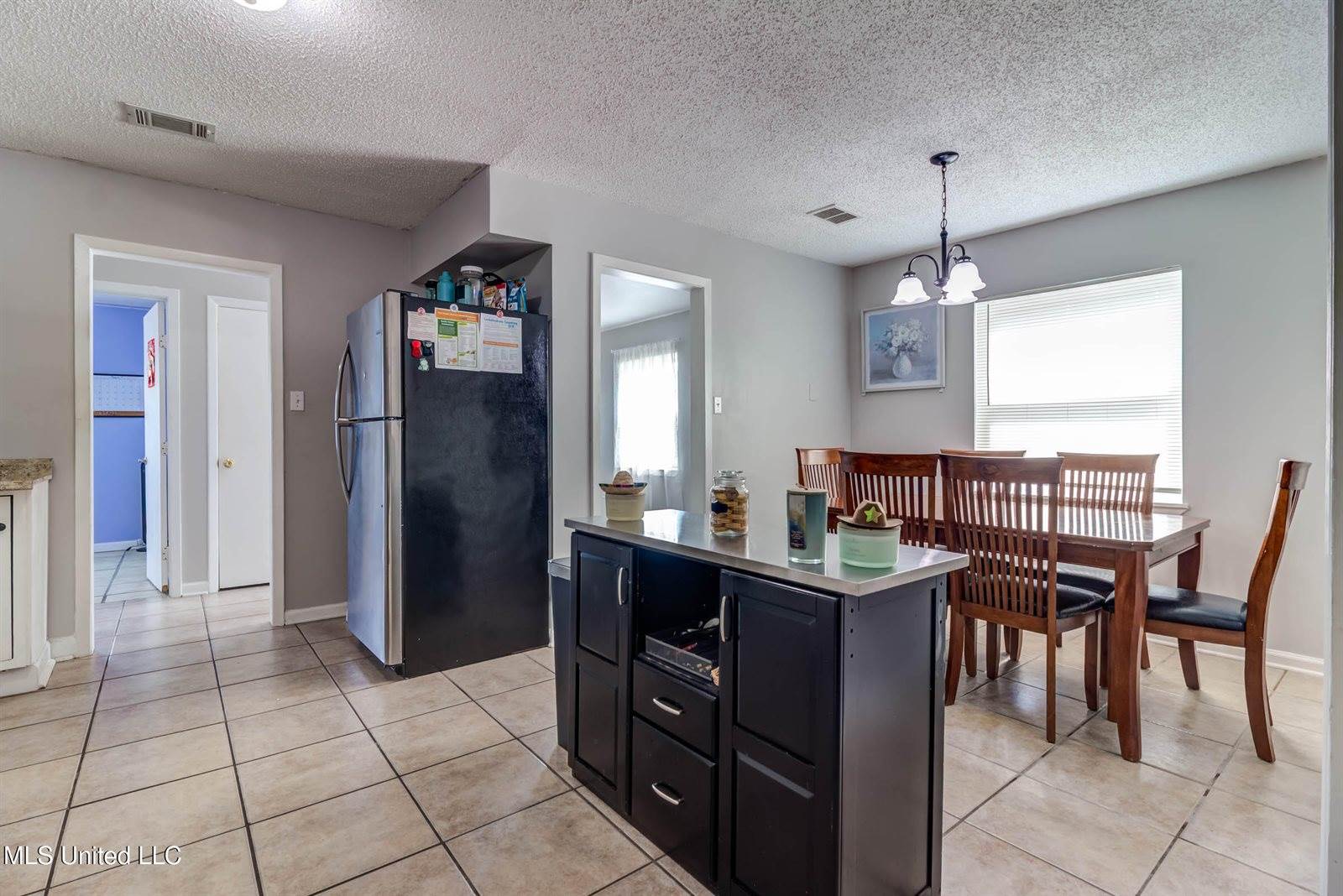 79 Holly Circle, Gulfport, MS 39501