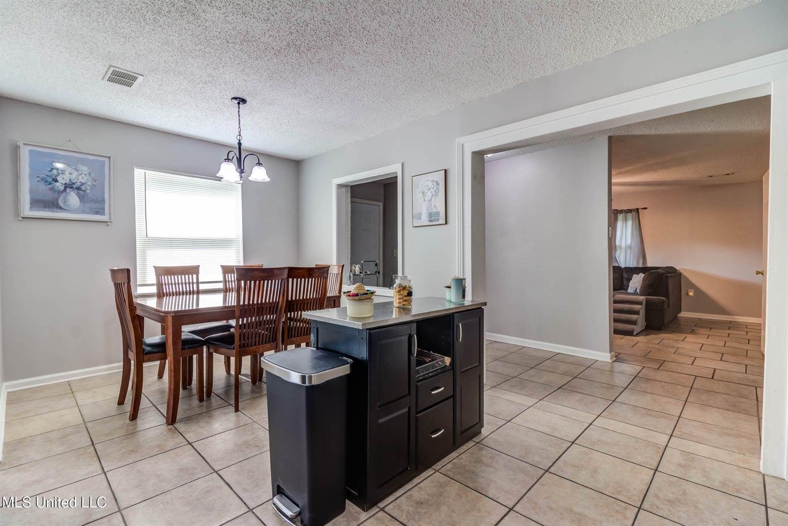 79 Holly Circle, Gulfport, MS 39501