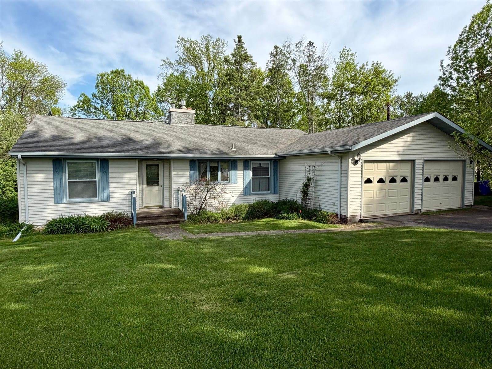 93406 Twilight Lane, Moose Lake, MN 55767