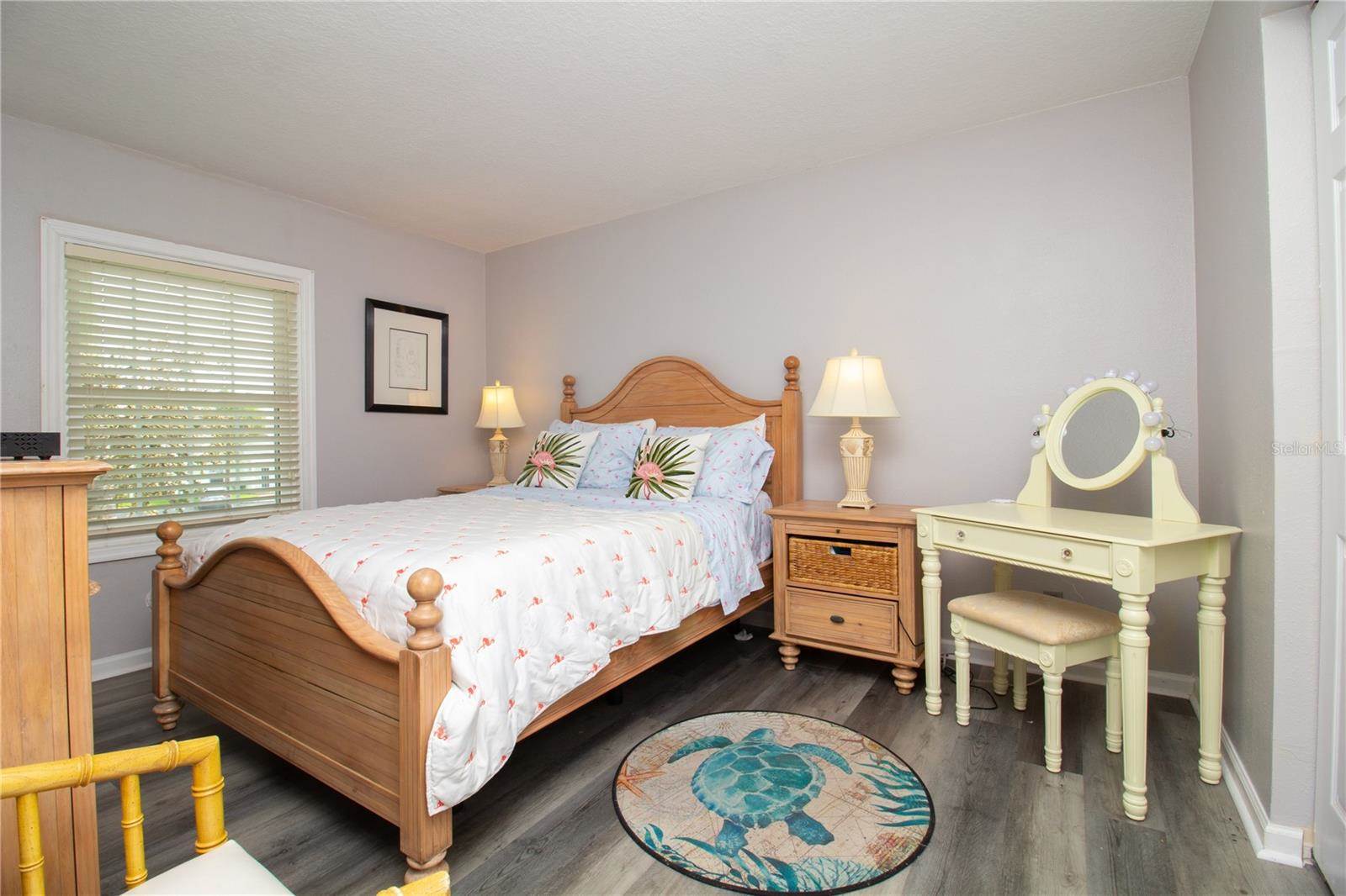 5282 Beach Drive SE, Saint Petersburg, FL 33705