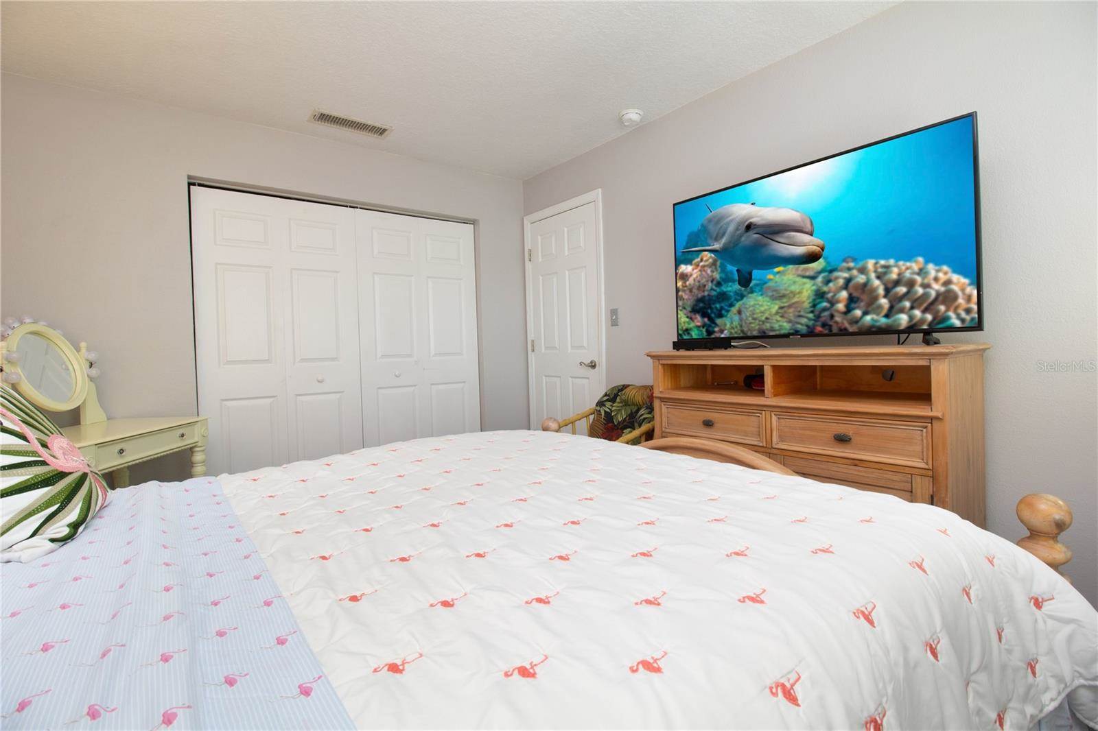5282 Beach Drive SE, Saint Petersburg, FL 33705