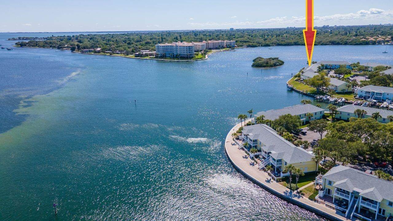 5282 Beach Drive SE, Saint Petersburg, FL 33705