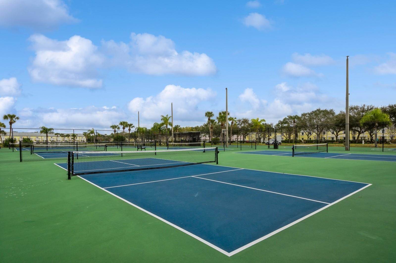 5282 Beach Drive SE, Saint Petersburg, FL 33705