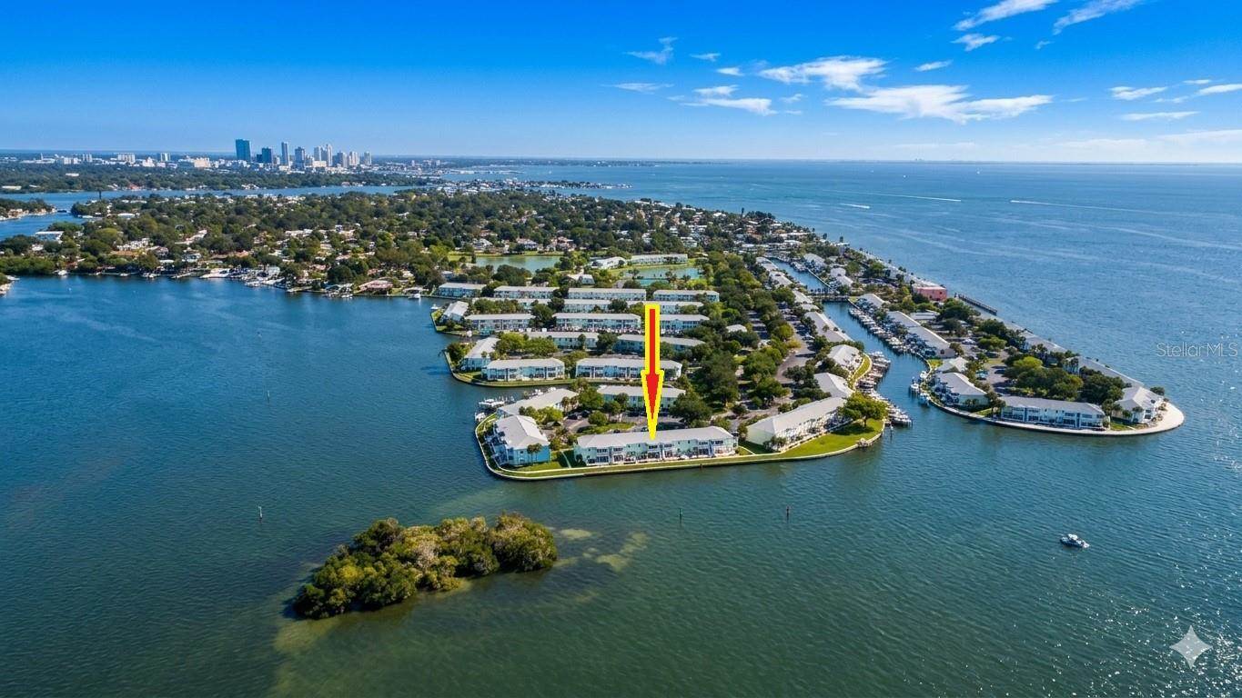 5282 Beach Drive SE, Saint Petersburg, FL 33705