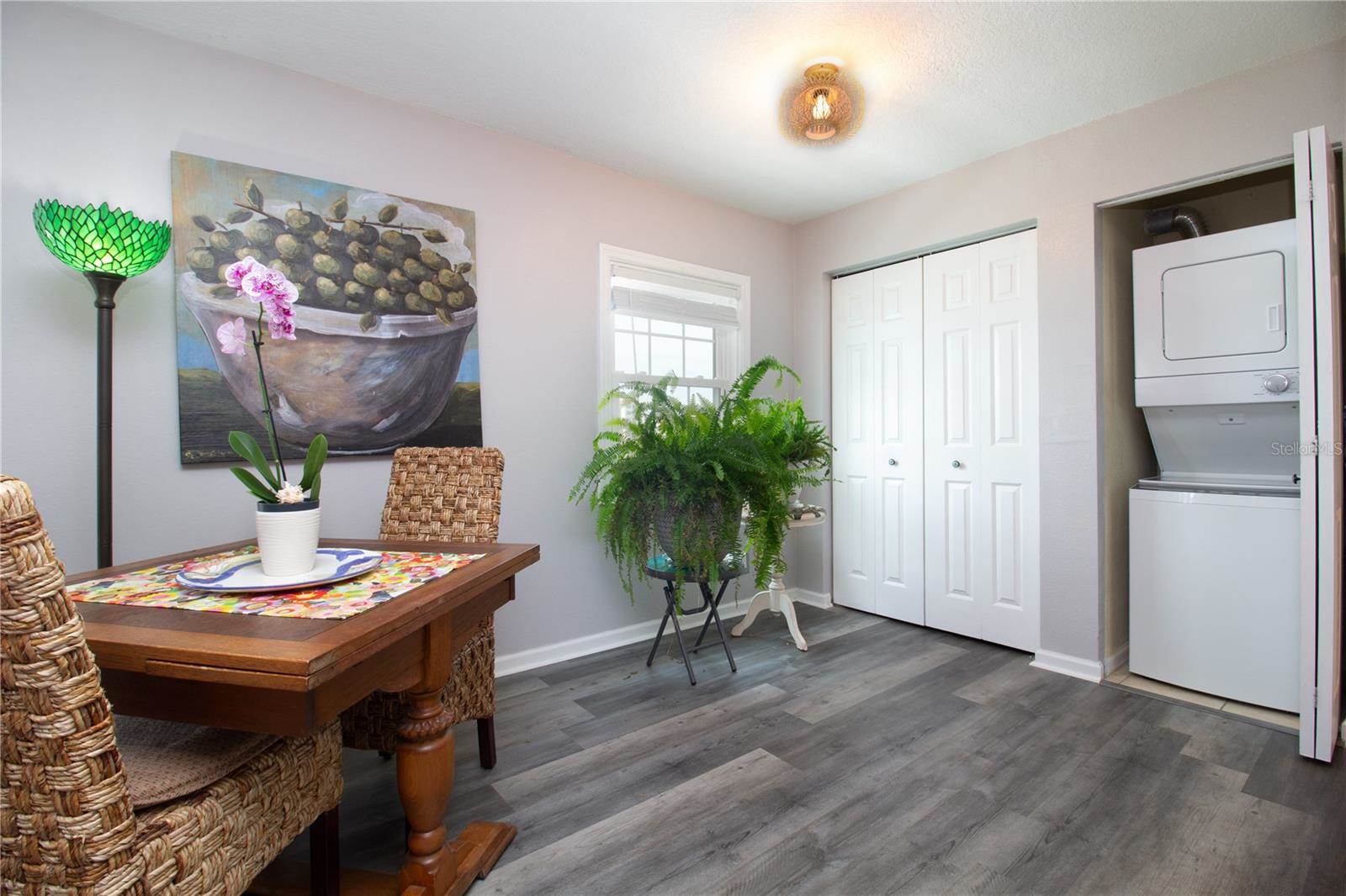 5282 Beach Drive SE, Saint Petersburg, FL 33705