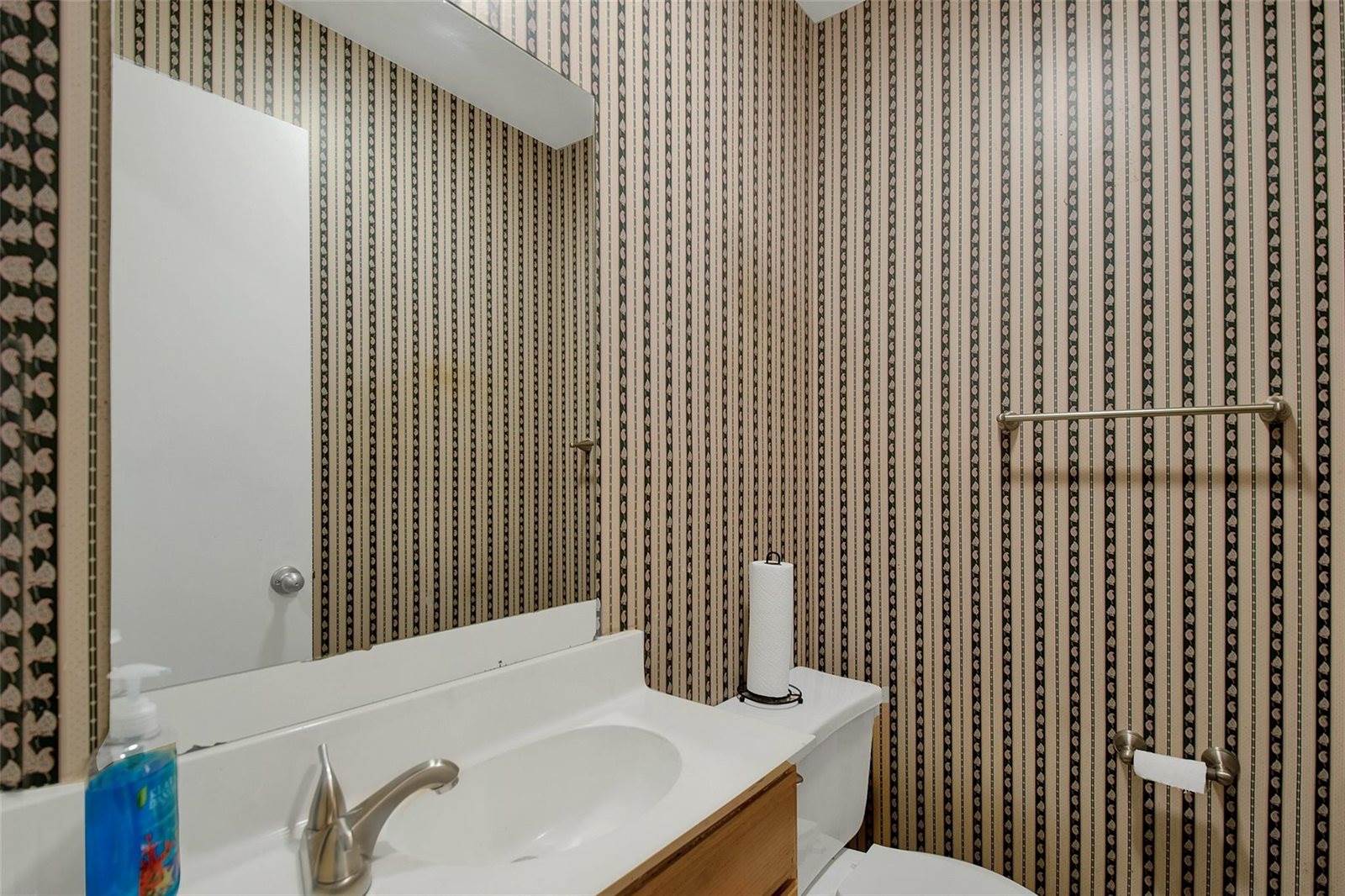 2203 Place Rebecca Lane, Houston, TX 77090