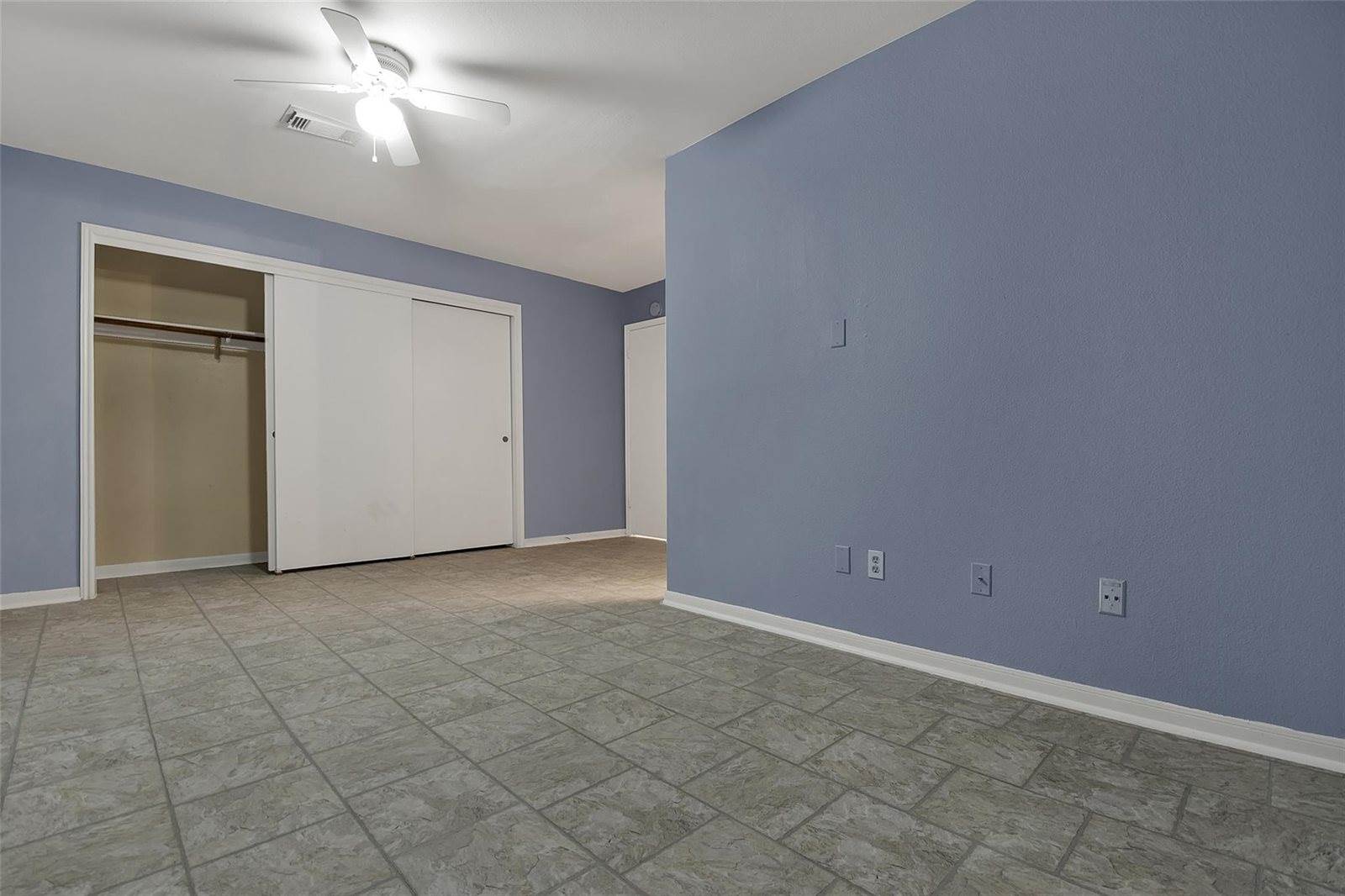 2203 Place Rebecca Lane, Houston, TX 77090