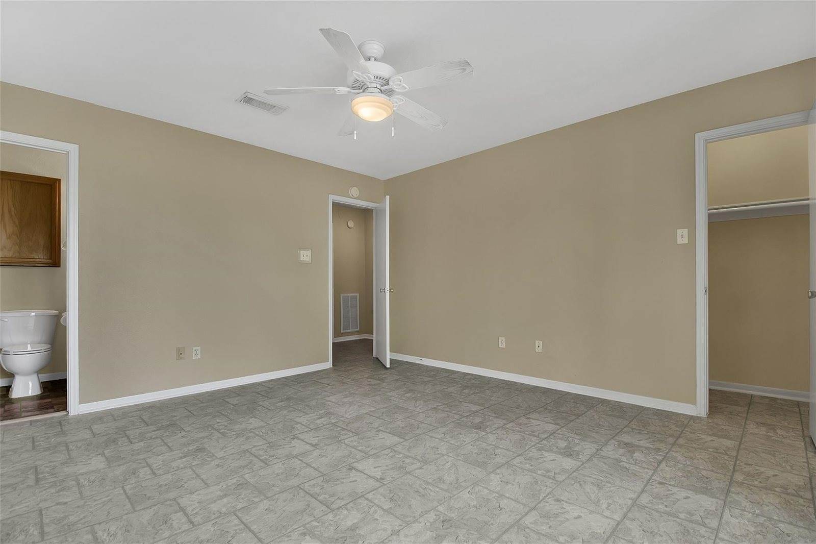 2203 Place Rebecca Lane, Houston, TX 77090