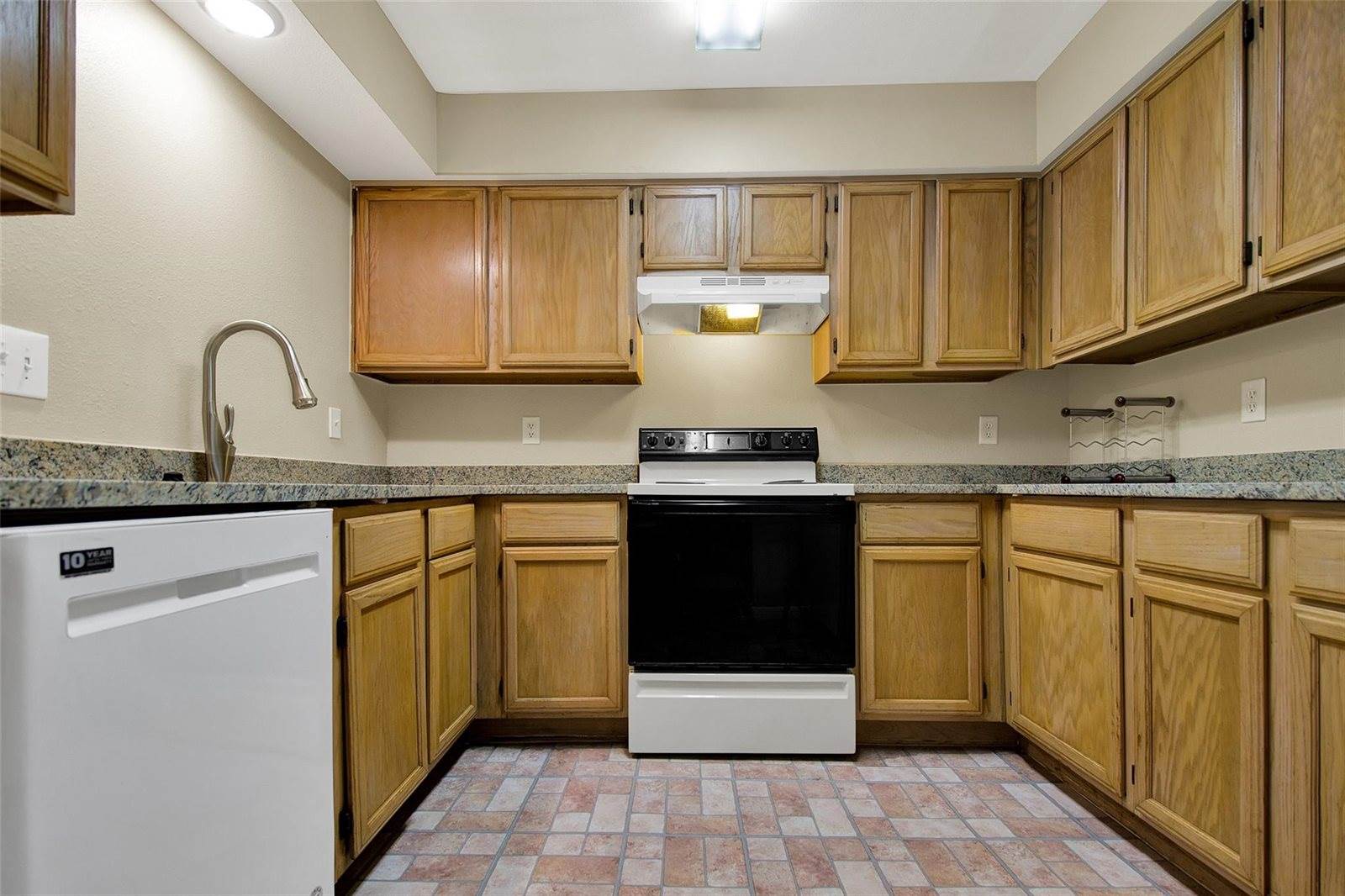 2203 Place Rebecca Lane, Houston, TX 77090