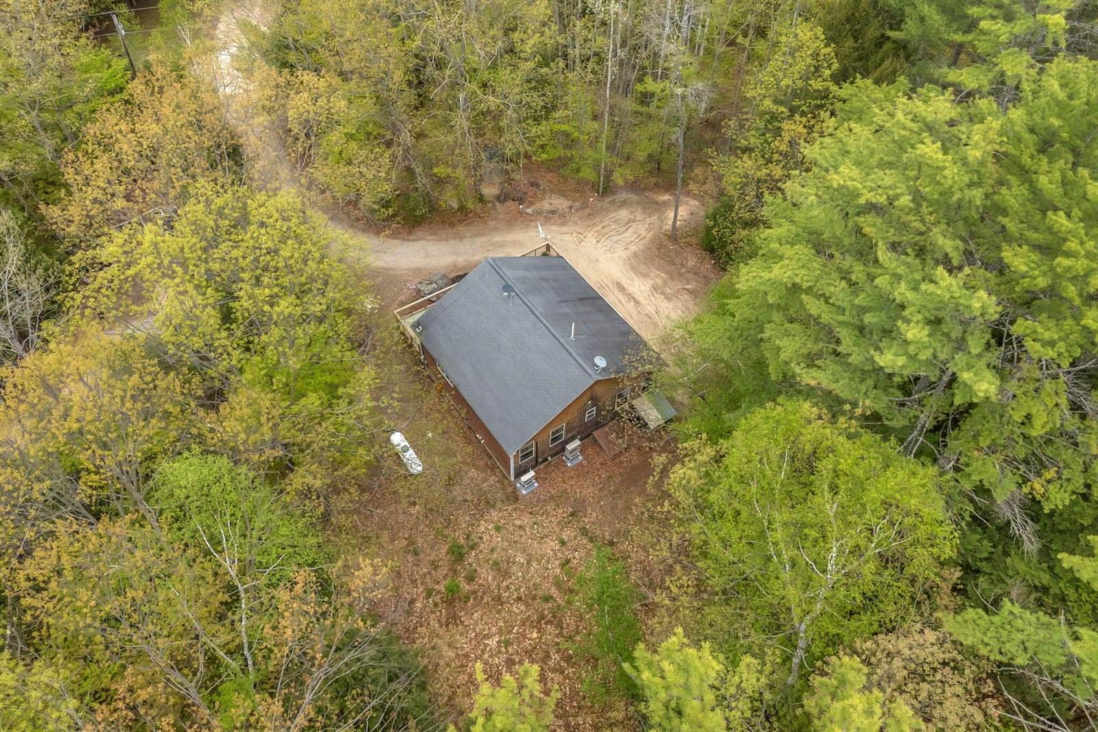 21 Hall Lane, Norway, ME 04268