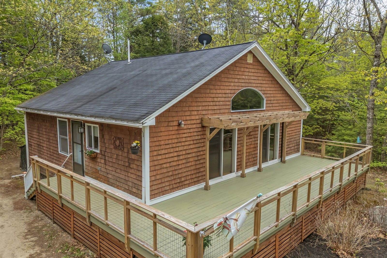 21 Hall Lane, Norway, ME 04268