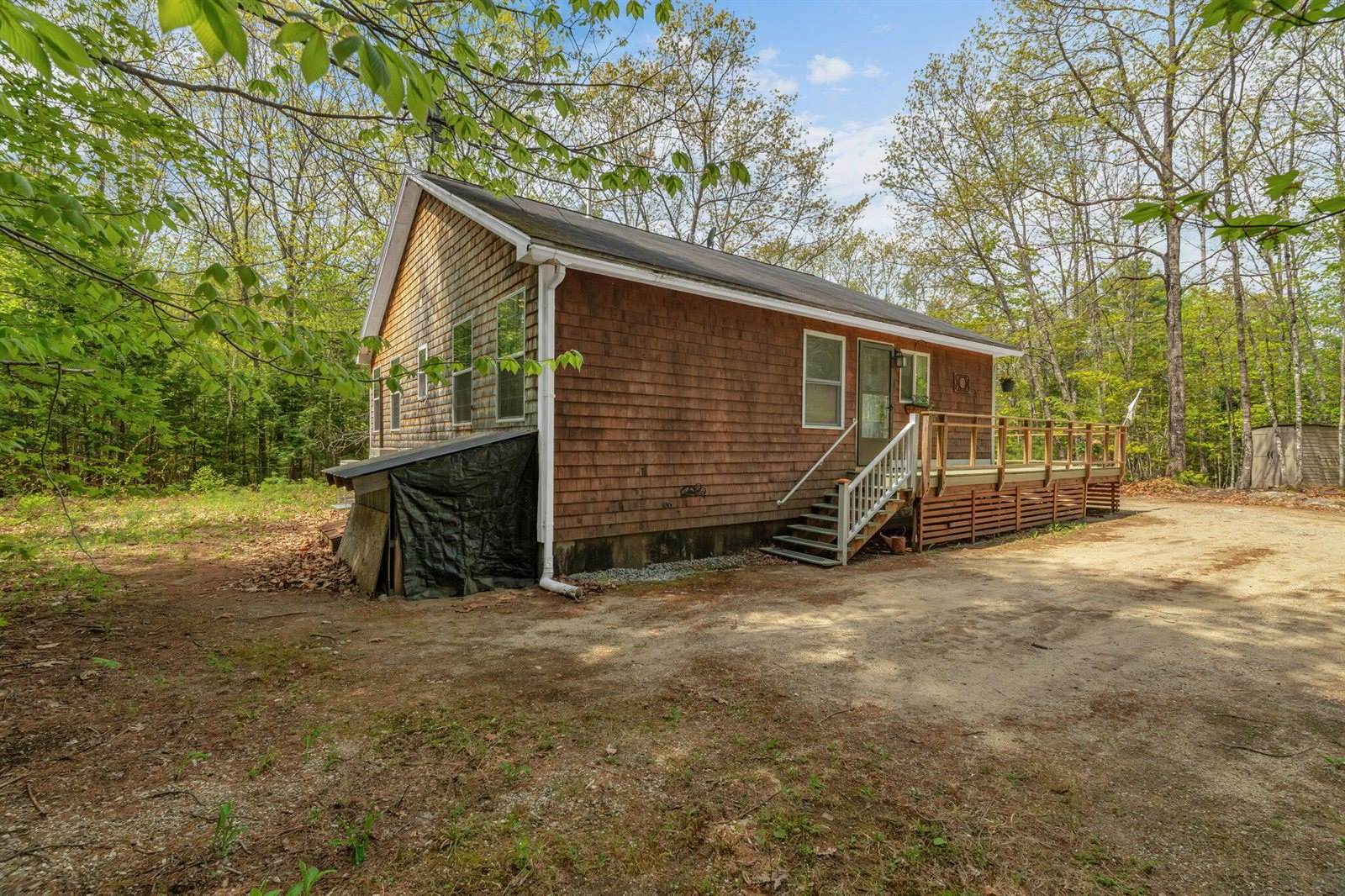 21 Hall Lane, Norway, ME 04268