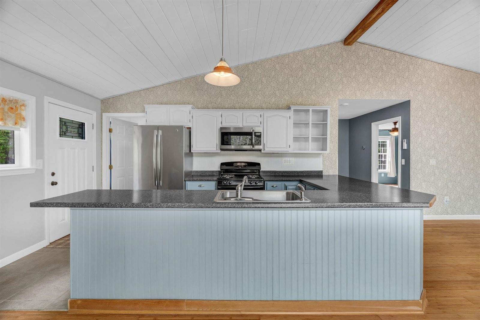 21 Hall Lane, Norway, ME 04268
