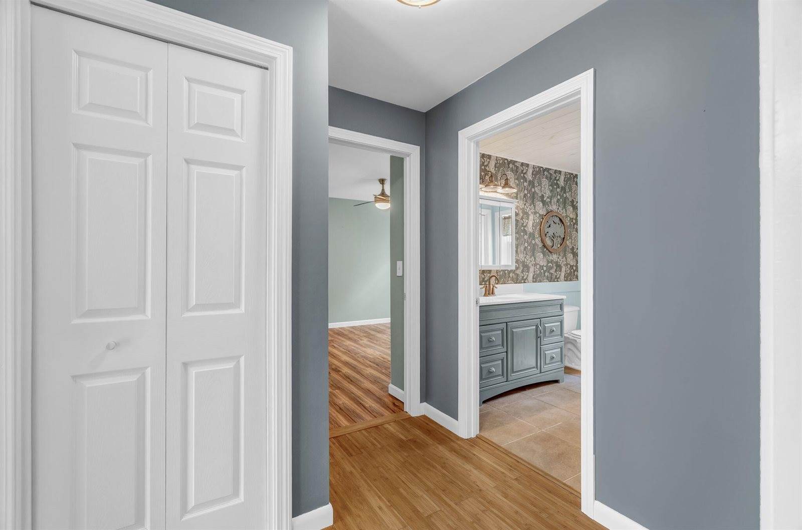21 Hall Lane, Norway, ME 04268