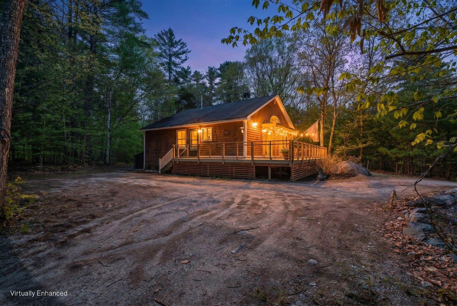 21 Hall Lane, Norway, ME 04268