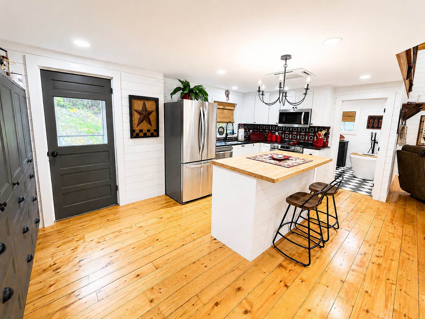 65 Tom Leighton Point Road, Milbridge, ME 04658