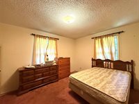 41 Mallory St, Morrilton, AR 72110