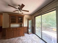 41 Mallory St, Morrilton, AR 72110