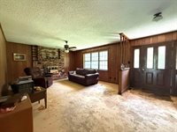 41 Mallory St, Morrilton, AR 72110