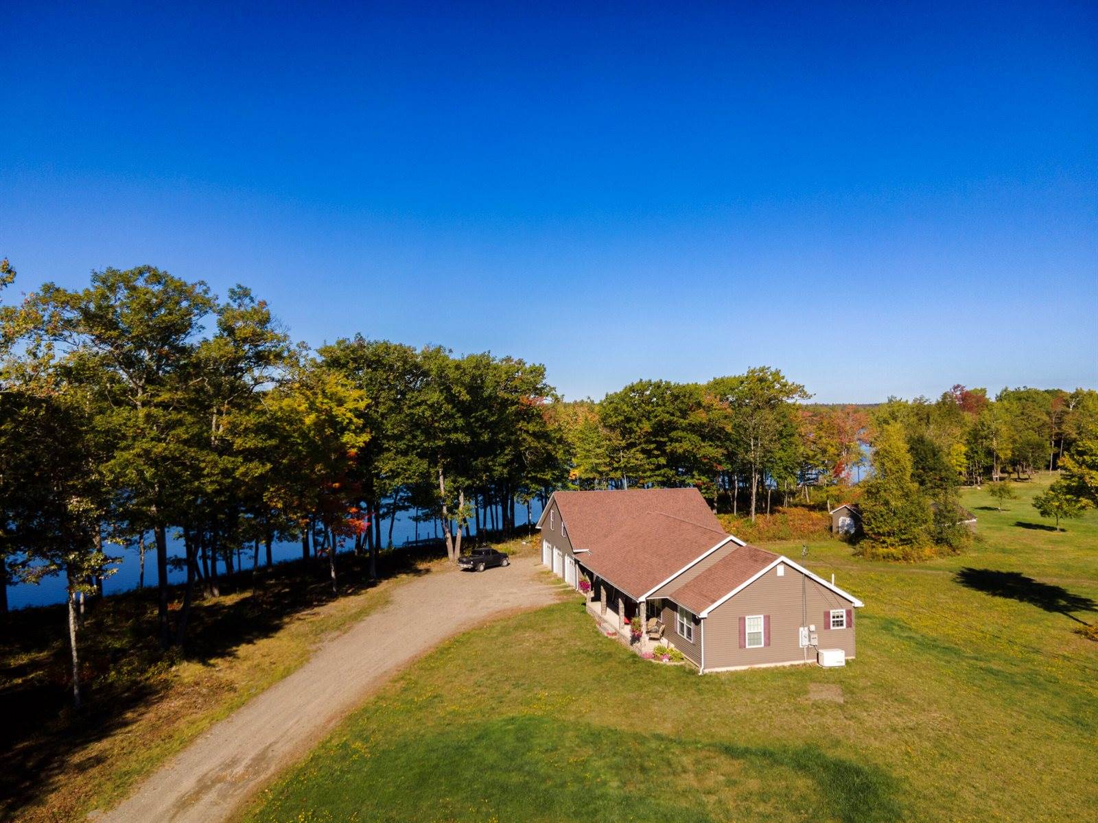45 Oakview Lane, Enfield, ME 04493