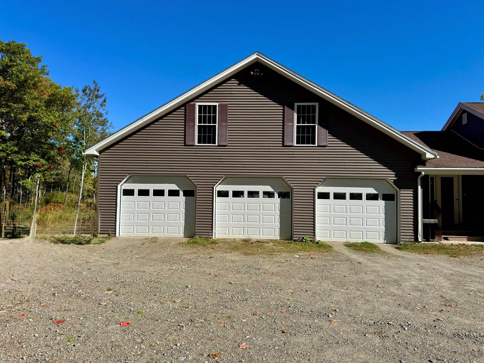 45 Oakview Lane, Enfield, ME 04493