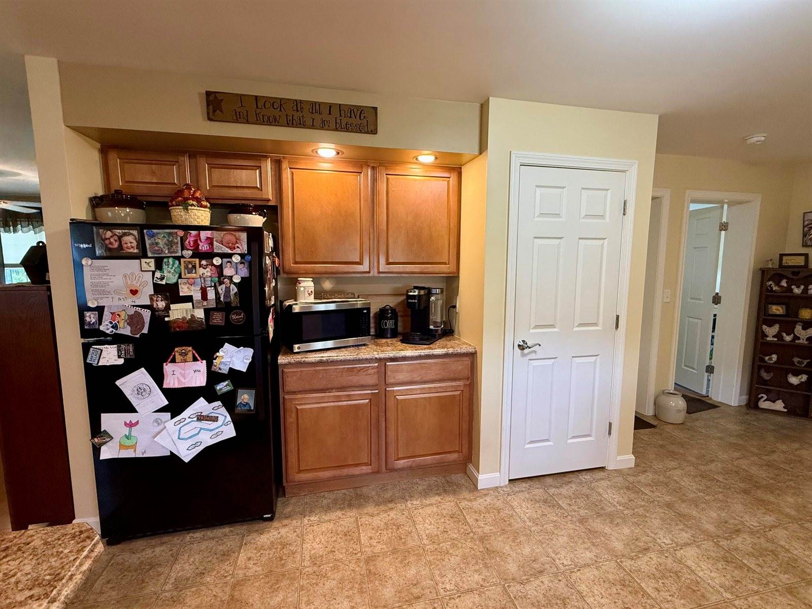 45 Oakview Lane, Enfield, ME 04493
