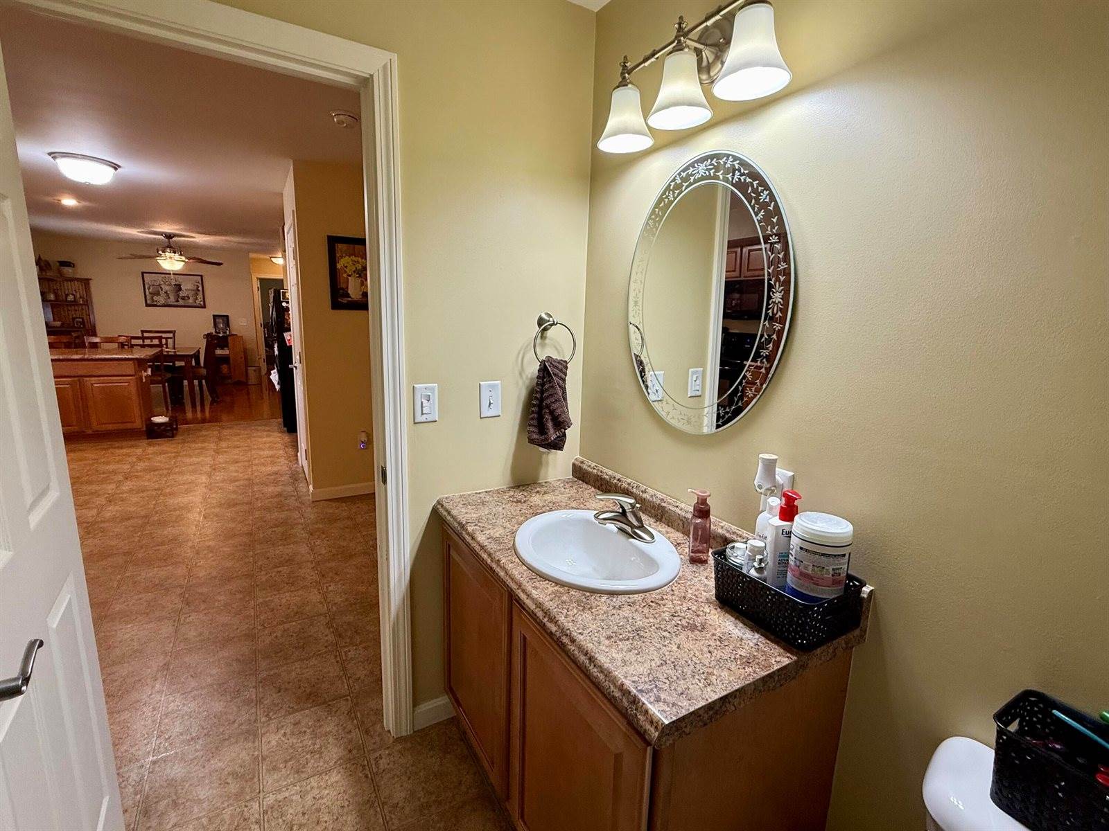 45 Oakview Lane, Enfield, ME 04493