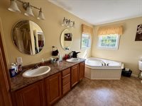 45 Oakview Lane, Enfield, ME 04493