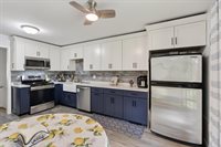 3530/3532 Lincoln Street, Wisconsin Rapids, WI 54494