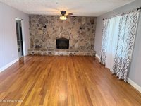 130 County Road 306, Sweetwater, TN 37874