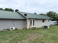 130 County Road 306, Sweetwater, TN 37874