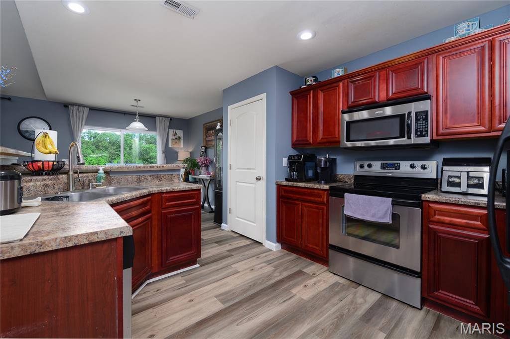 226 Settlers Pass, Waynesville, MO 65583