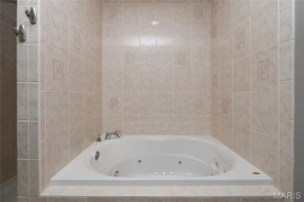 226 Settlers Pass, Waynesville, MO 65583