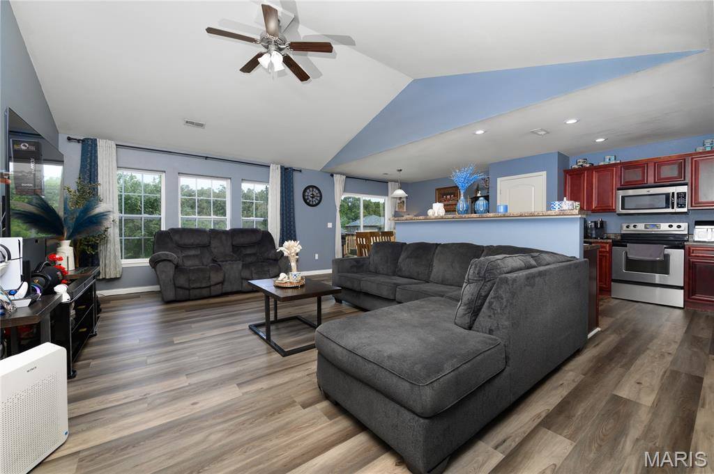 226 Settlers Pass, Waynesville, MO 65583