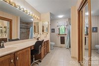 383 Ravenwood Lane, Horse Shoe, NC 28742