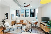 122 College Street, Asheville, NC 28801
