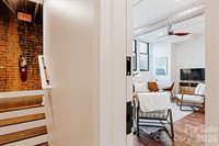 122 College Street, Asheville, NC 28801