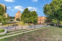 122 College Street, Asheville, NC 28801