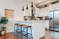 122 College Street, Asheville, NC 28801