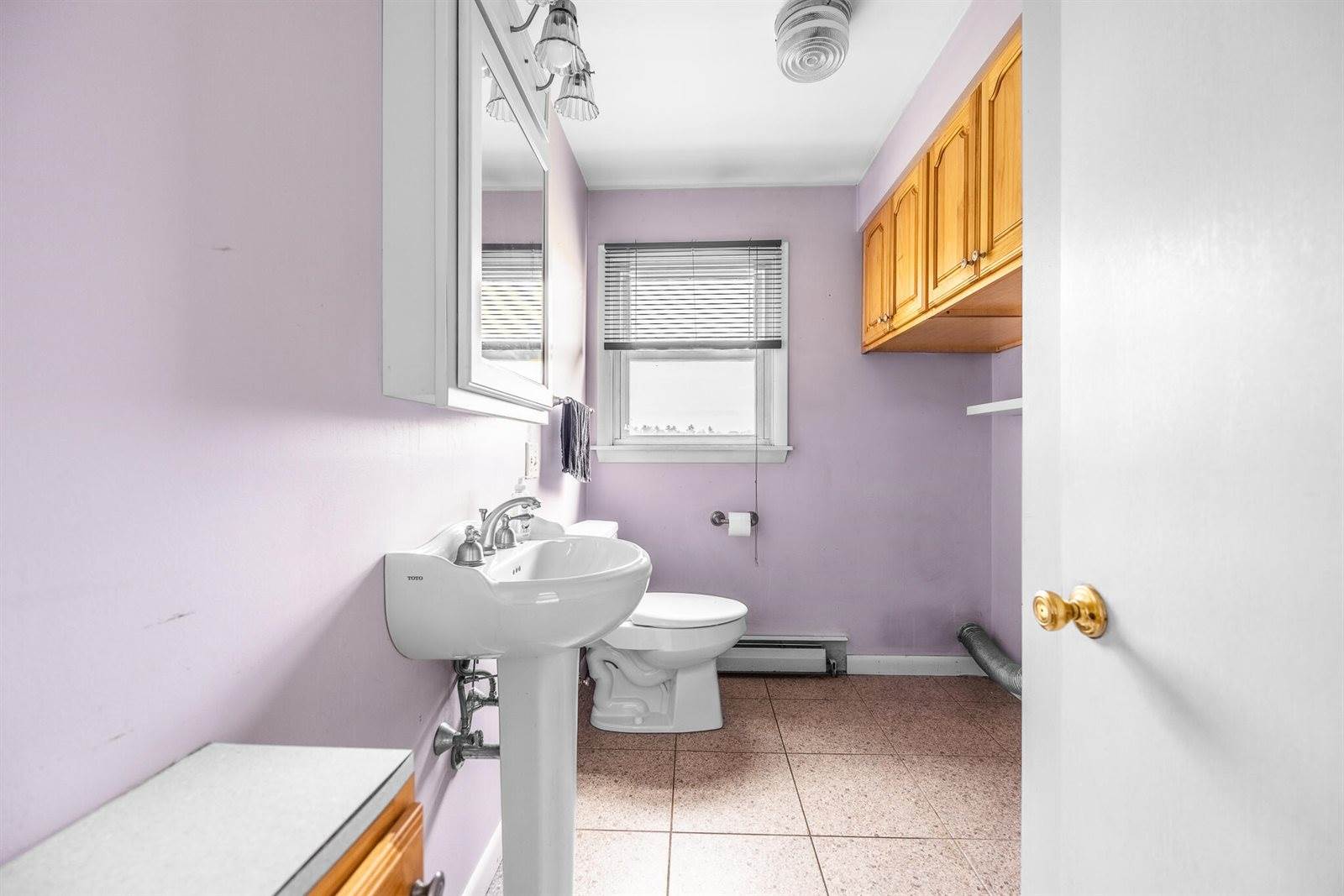 300 Coldbrook Road, Hampden, ME 04444